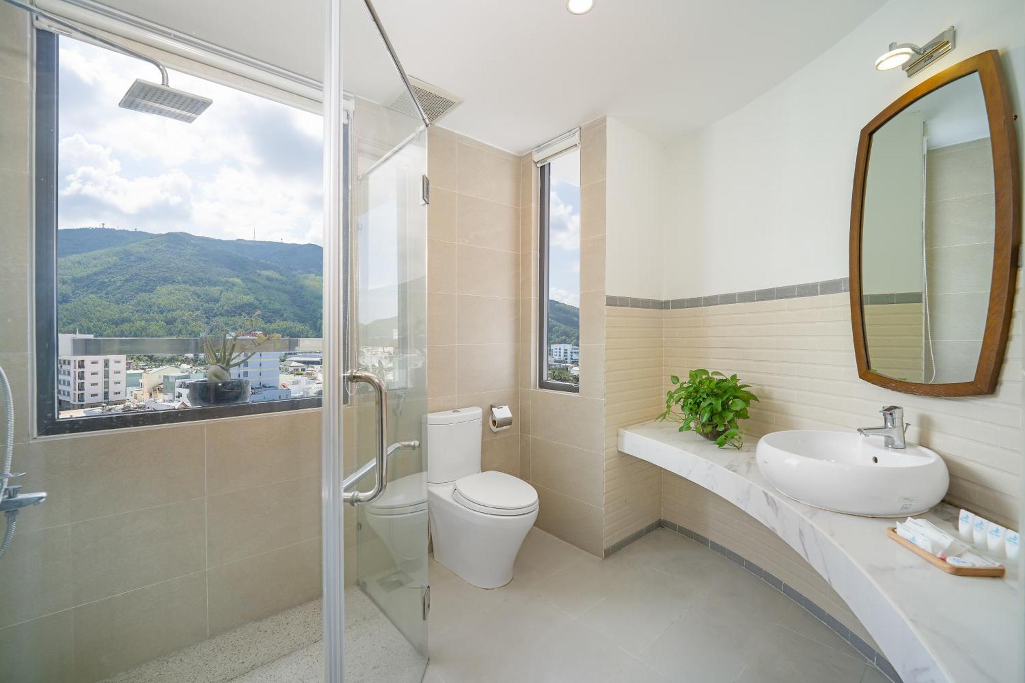 Mira Grand Hotel Quy Nhon Exterior foto